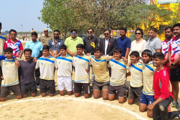 अम्बेडकर नगर में राष्ट्रीय स्तर की हैंडबॉल प्रतियोगिता का आयोजन!