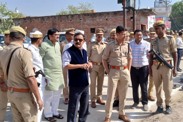 ईद-उल-फितर की नमाज शांतिपूर्ण वातावरण में संपन्न, ईदुउफित्र का त्योहार भारत की एकता को दर्शाता है!