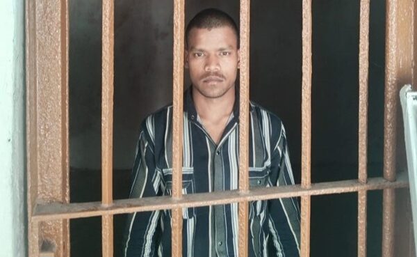 कहासुनी में तलवार निकालना पड़ गया भारी” पुलिस ने कर लिया गिरफ्तार’ सोशल मीडिया पर वायरल हुआ था वीडियो!