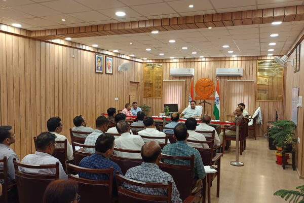 सीएम डैशबोर्ड के अंतर्गत फैमिली आईडी बनाए जाने की प्रगति की समीक्षा!
