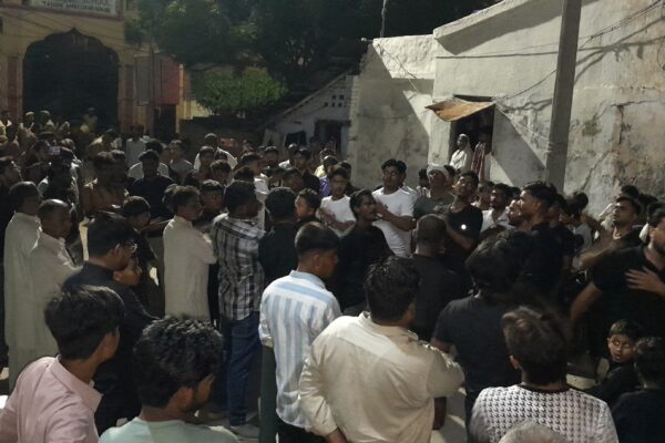 मोहर्रम का चॉद नज़र आते ही शुरू हुई या हुसैन या हुसैन की सदाए