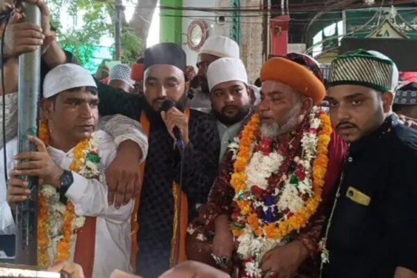 639वें उर्स पर मलंग सज्जादानशीन मोहम्मद आलम शाह ने खिरका धारण किया!