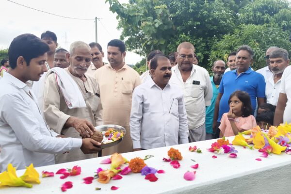 ग्राम पंचायत आलमपुर शेखपुर में नाला निर्माण का उद्घाटन, ग्रामीणों को जलभराव की समस्या से मिलेगी निजात!