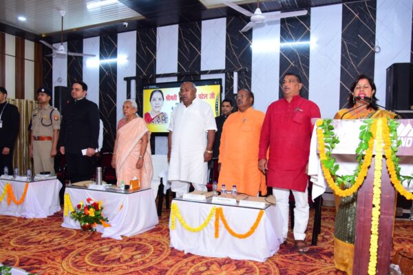अंबेडकरनगर के विकासखंड जहांगीरगंज में महामहिम राज्यपाल का भव्य कार्यक्रम