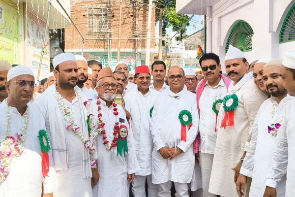 🌙✨ अम्बेडकरनगर में 1500वें जश्ने-ए-विलादत-ए-मुहम्मदी ﷺ की धूम