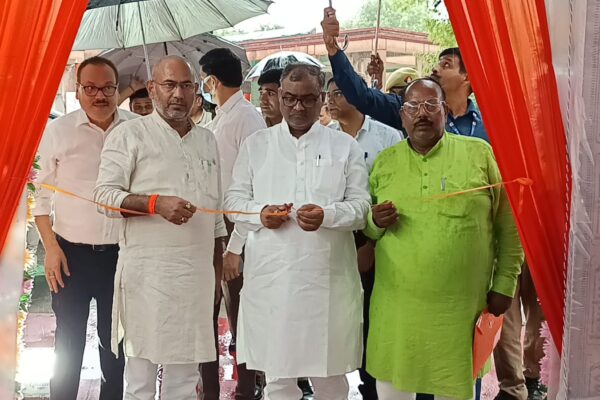 प्रधानमंत्री मोदी के जन्मदिवस पर अंबेडकरनगर में 15 दिवसीय भव्य चित्र प्रदर्शनी का आगाज़