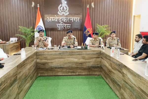 अम्बेडकरनगर को मिले नए कप्तान – अभिजित आर. शंकर, बोले- निष्ठा व ईमानदारी से करेंगे काम, अपराध पर लगेगा अंकुश