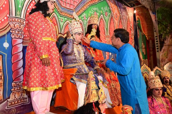 एनटीपीसी टांडा में रावण दहन संग गूंजा विजयदशमी उत्सव, उमड़ा जनसैलाब