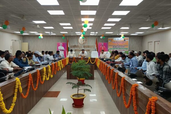 पराली जलाने वालों पर जिलाधिकारी का बड़ा ऐलान – सख्त कार्रवाई के साथ चलेगा जनजागरूकता अभियान!