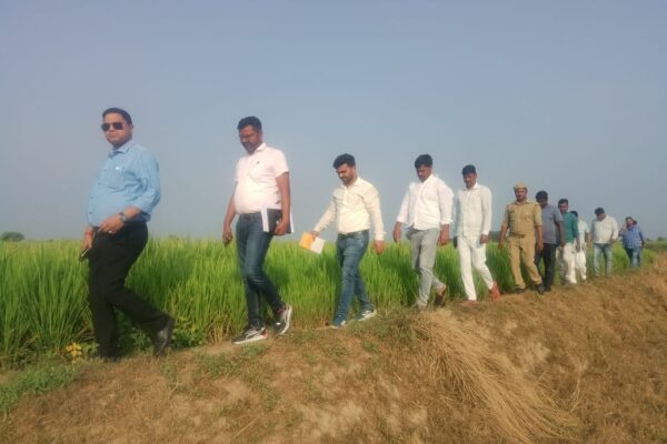 नदियों के पुनरुद्धार से निखर रहा अम्बेडकरनगर – जिलाधिकारी के निर्देशन में तेजी से चल रहा जीर्णोद्धार अभियान