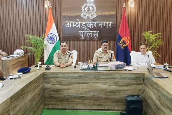 नये आपराधिक कानूनों की प्रमुख विशेषताओं पर एसपी ने किया पुलिस लाइन सभागार में चर्चा!